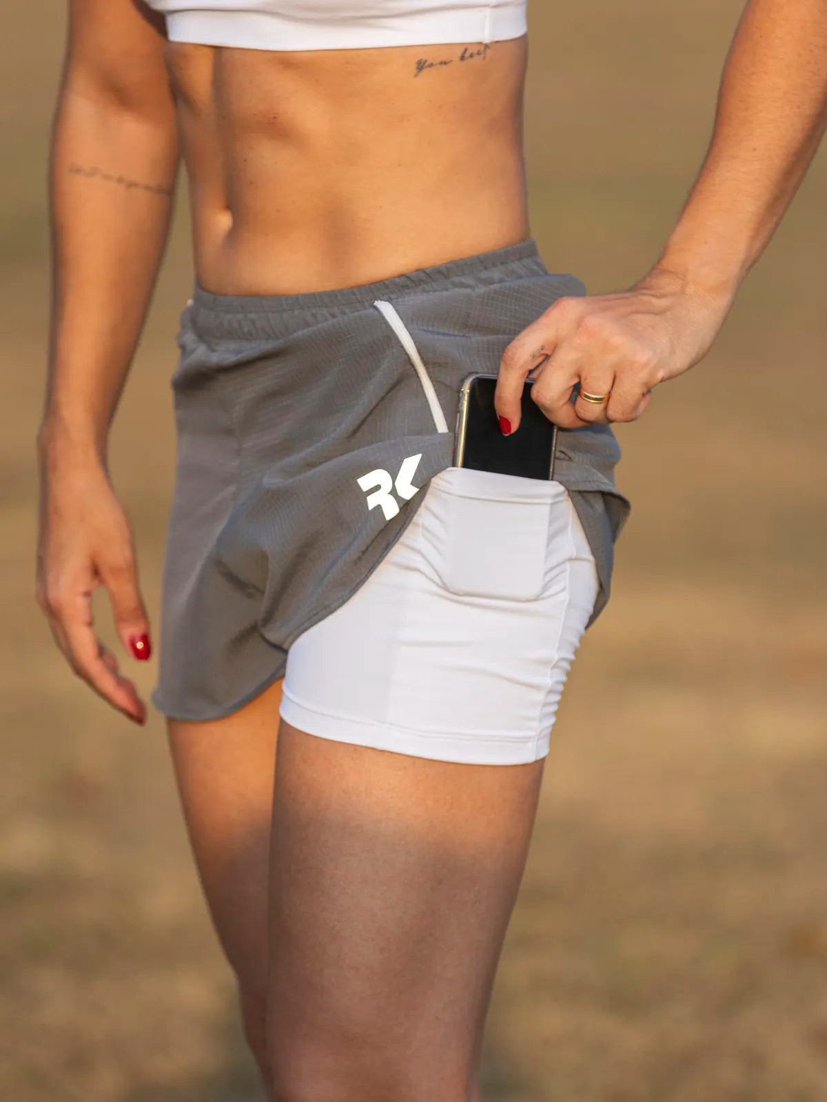 Promoção | Pague 1 Leve 2 | Shorts de Corrida ProRunners® 2 em 1 | Poliamida, Anti-Assadura e Bolso Interno